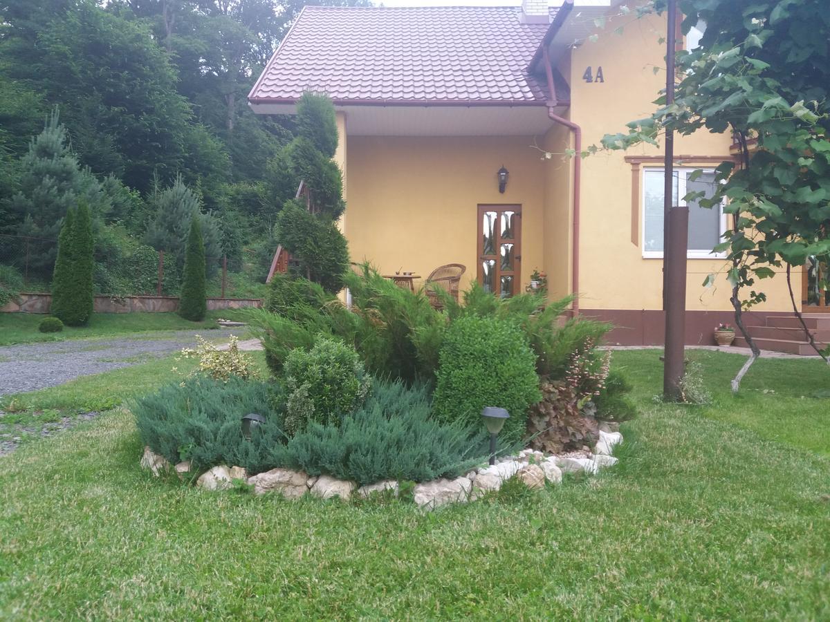 U Lyudmily Lodge